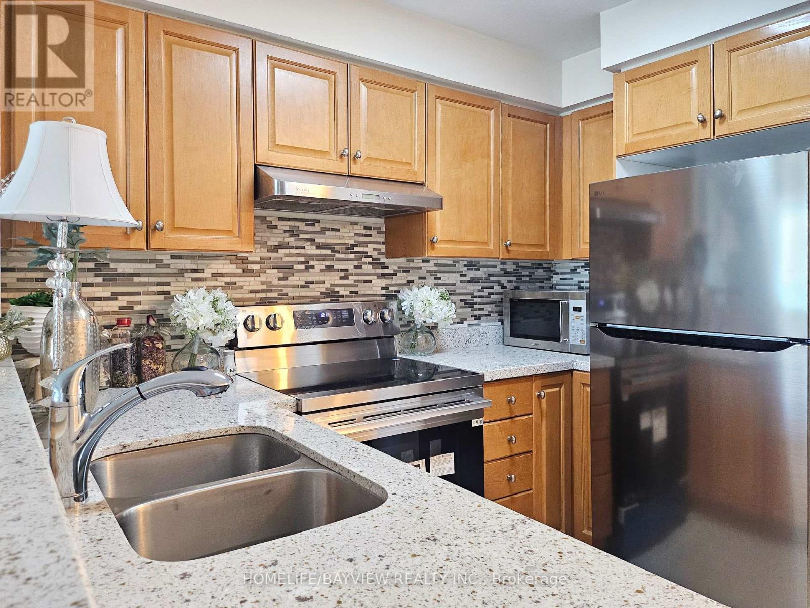 1816 - 7 Lorraine Drive, Toronto, Ontario  M2N 7H2 - Photo 5 - C13711610