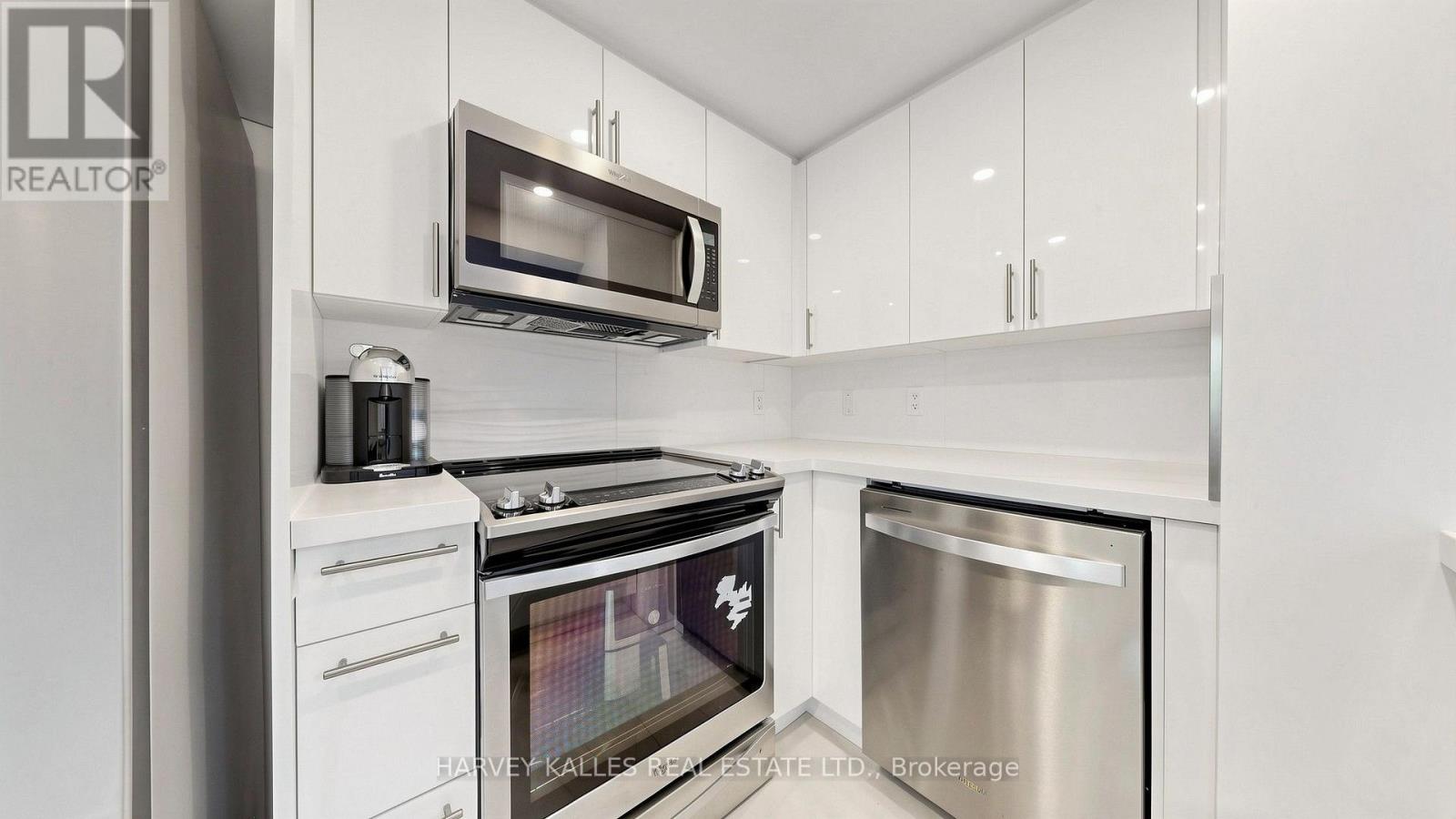 23a Donwoods Drive, Toronto, Ontario  M4N 2E9 - Photo 14 - C13711614