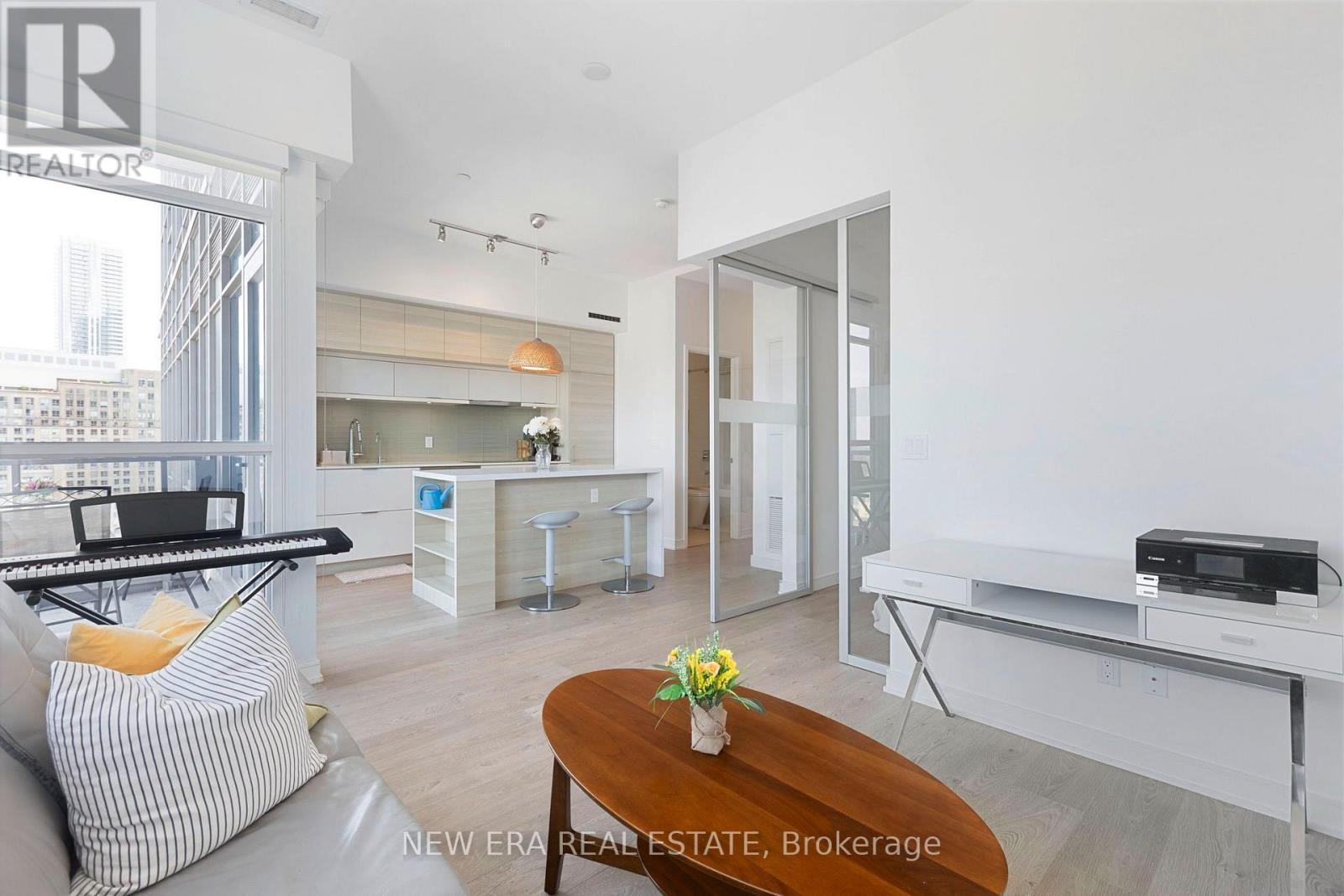 2106 - 88 Scott Street, Toronto, Ontario  M5E 0A9 - Photo 19 - C13711738