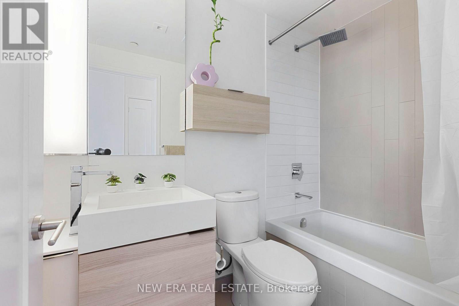2106 - 88 Scott Street, Toronto, Ontario  M5E 0A9 - Photo 21 - C13711738