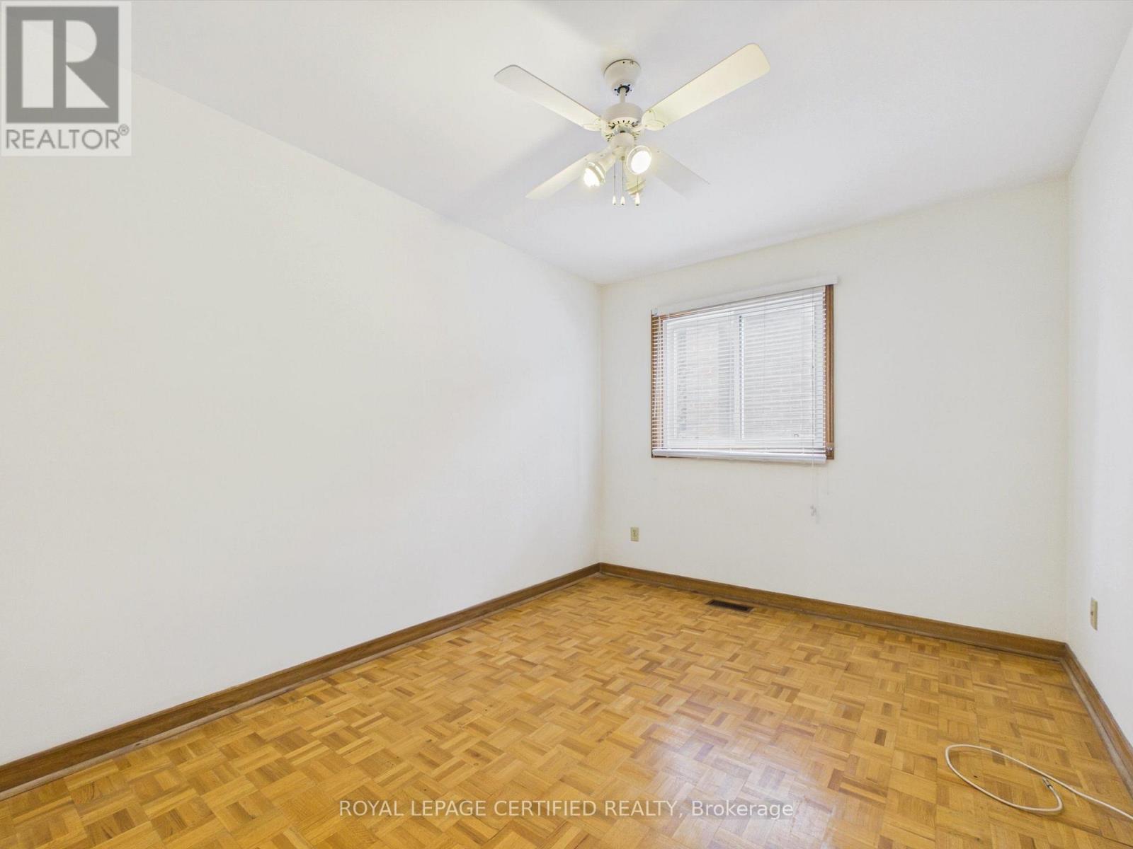 196 Mount Olive Drive, Toronto, Ontario  M9V 3Z5 - Photo 26 - W13711592