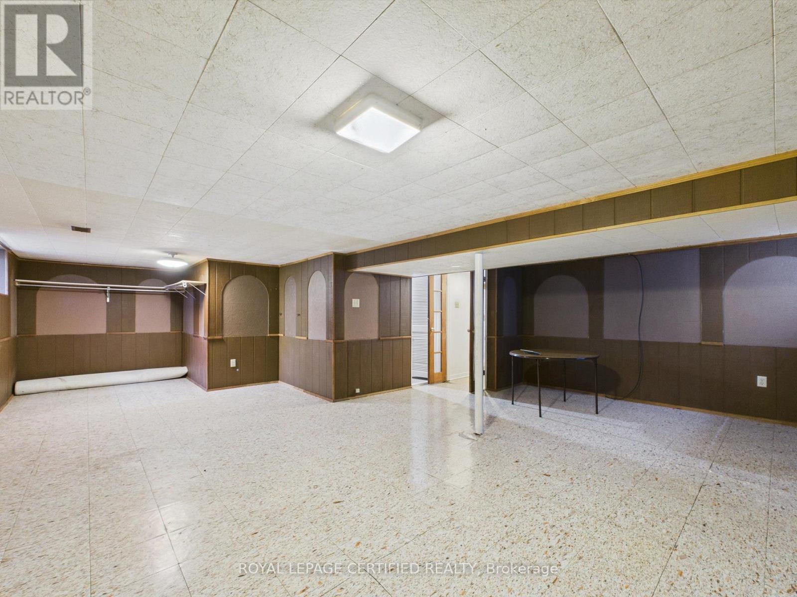 196 Mount Olive Drive, Toronto, Ontario  M9V 3Z5 - Photo 39 - W13711592