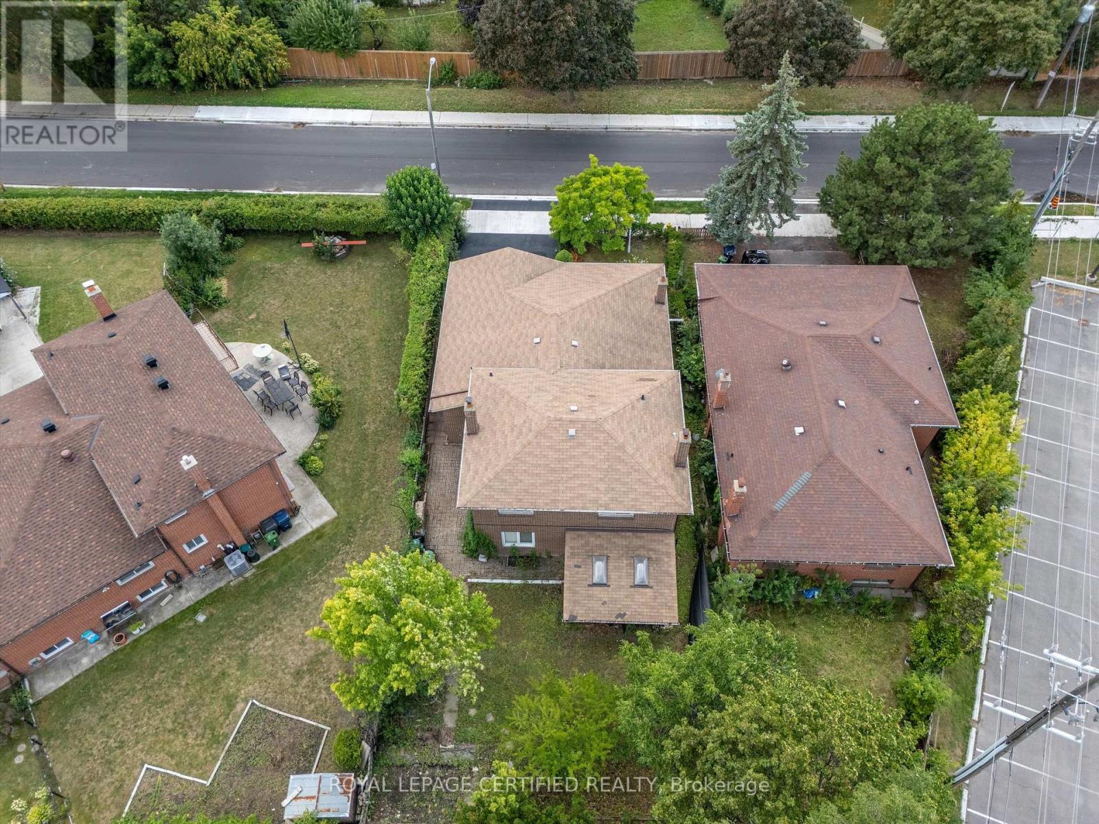 196 Mount Olive Drive, Toronto, Ontario  M9V 3Z5 - Photo 50 - W13711592