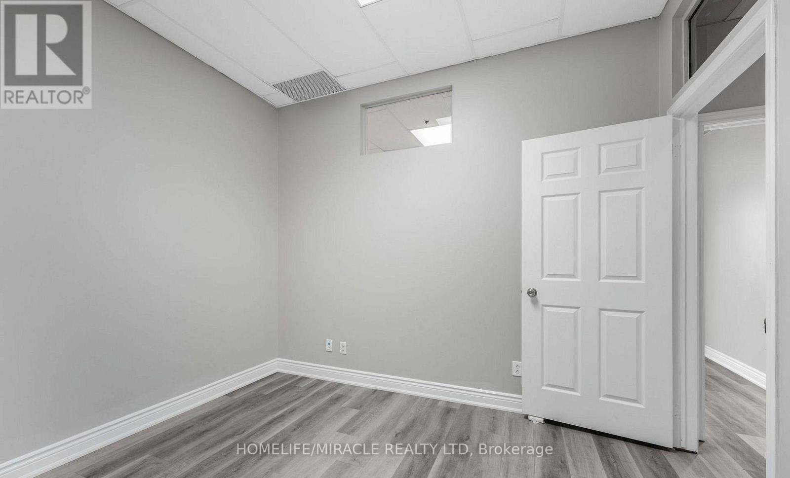 112 (Main Floor) - 2 Automatic Drive, Brampton (Gore Industrial North), Ontario  L6S 6K8 - Photo 19 - W13711726
