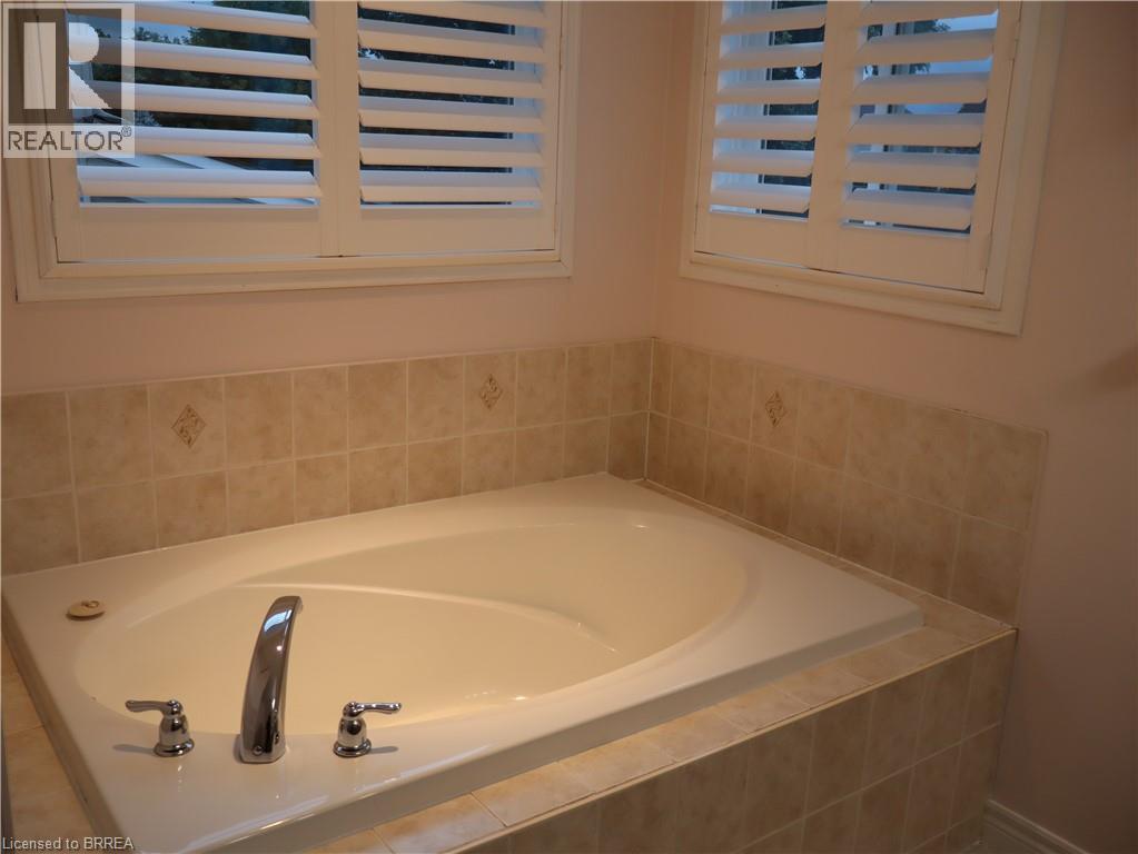 116 Blackburn Drive Unit# Upper, Brantford, Ontario  N3T 6S2 - Photo 17 - 40858107