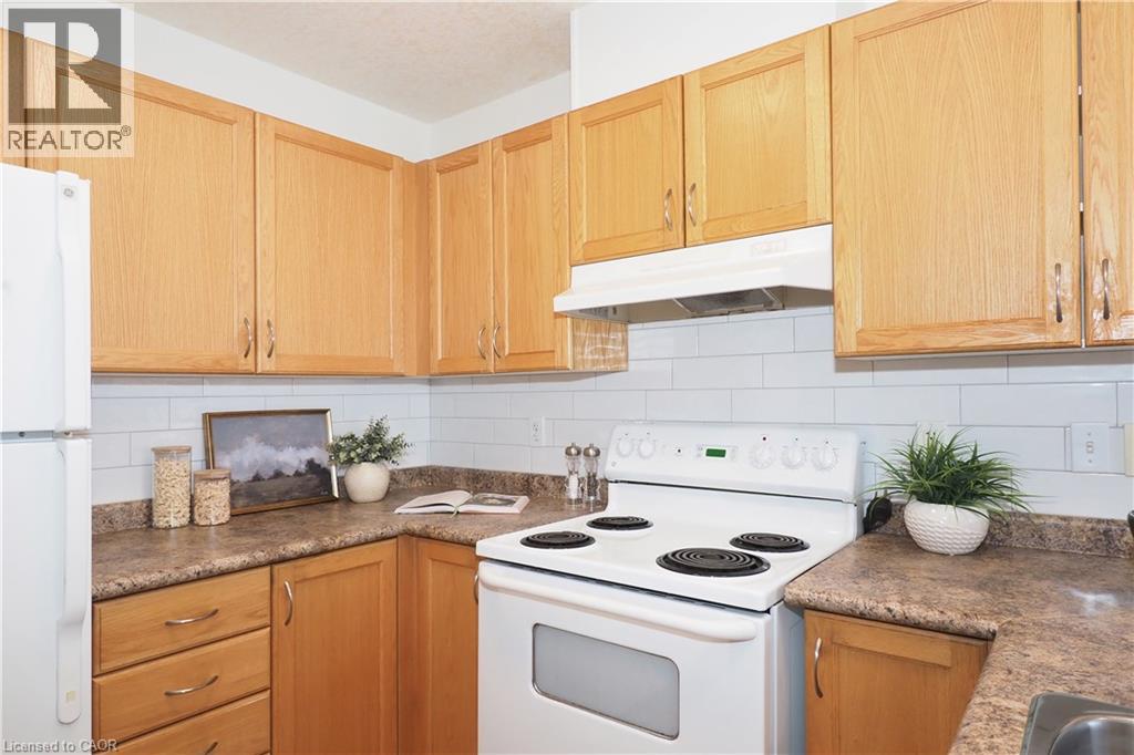 619 Wild Ginger Avenue Unit# H47, Waterloo, Ontario  N2V 2X1 - Photo 6 - 40847488