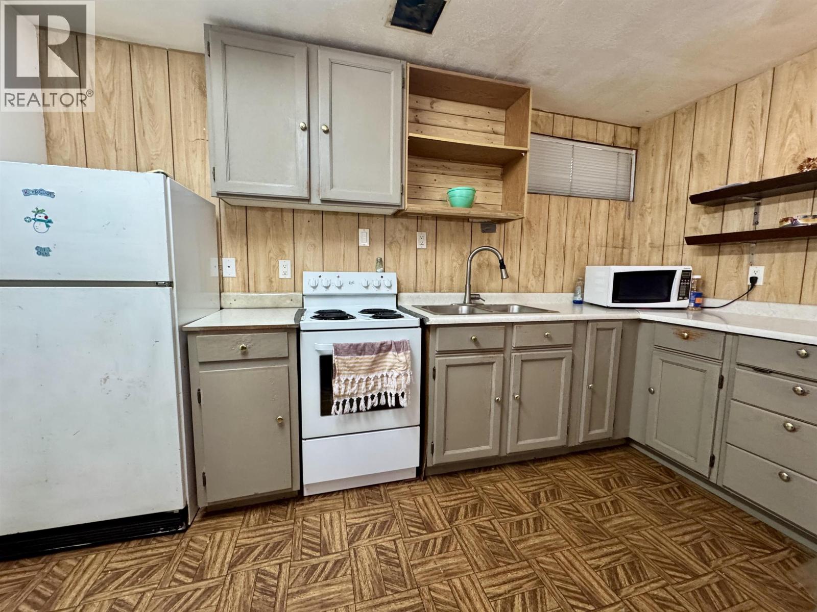 1180a Blair Street, Williams Lake, British Columbia  V2G 1X2 - Photo 12 - R3158726