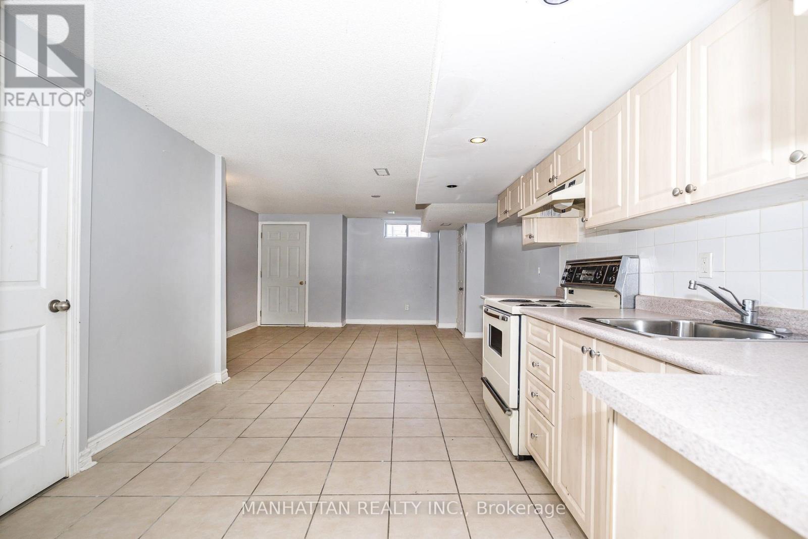 1220 Weston Road, Toronto, Ontario  M6M 4P4 - Photo 22 - W13633002