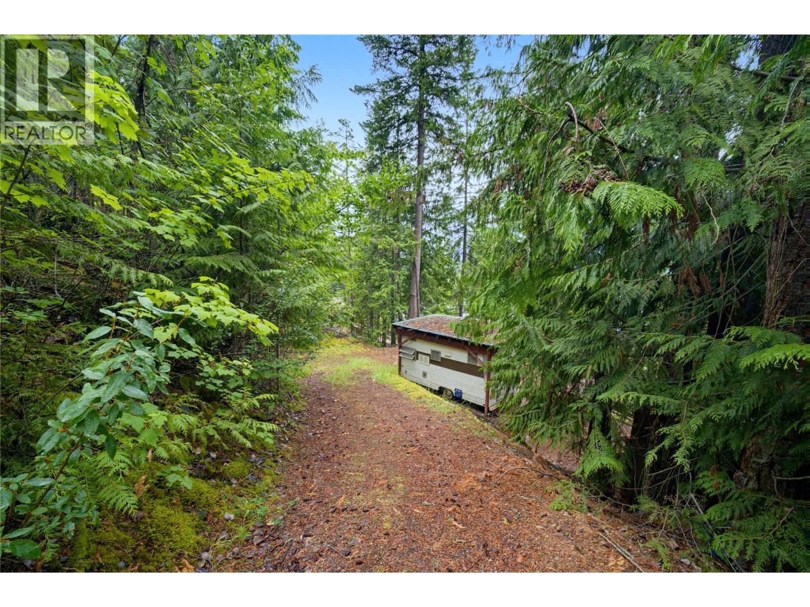 4255 Justin Road, Eagle Bay, British Columbia V0E 1T0 - Photo 15 - 10392627