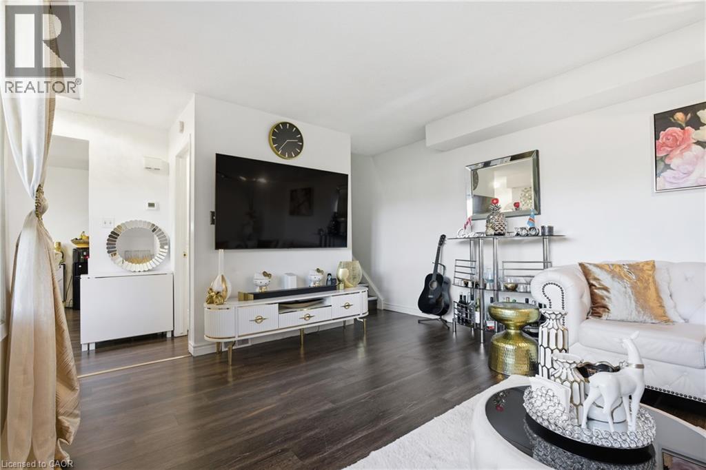 423 Westwood Drive Unit# 43, Kitchener, Ontario  N2M 5B5 - Photo 8 - 40849067