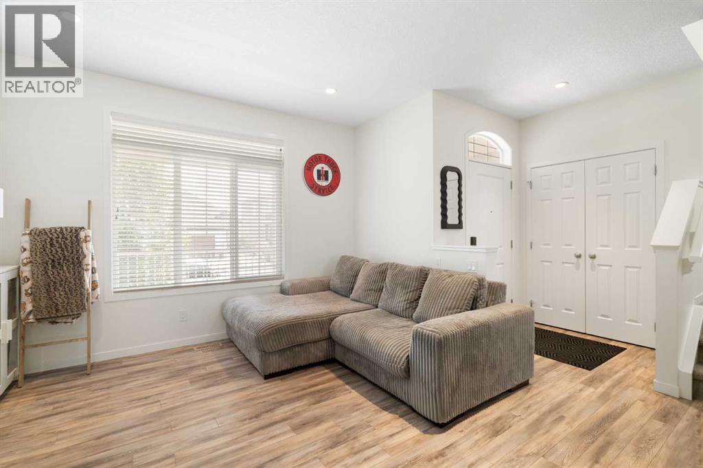 57 Amery Crescent, Crossfield, Alberta  T0M 0S0 - Photo 5 - A2332173