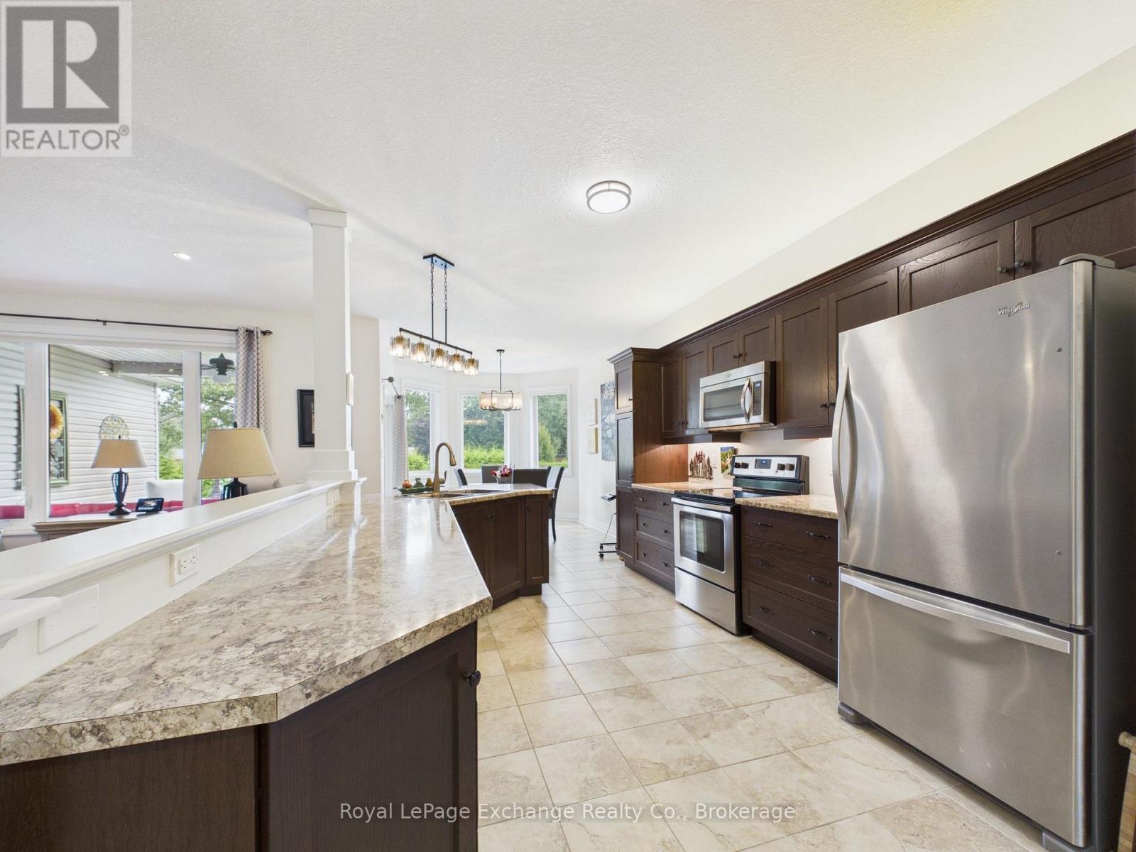 206 Gregor Drive, Huron-Kinloss, Ontario  N2Z 0A4 - Photo 6 - X13708750