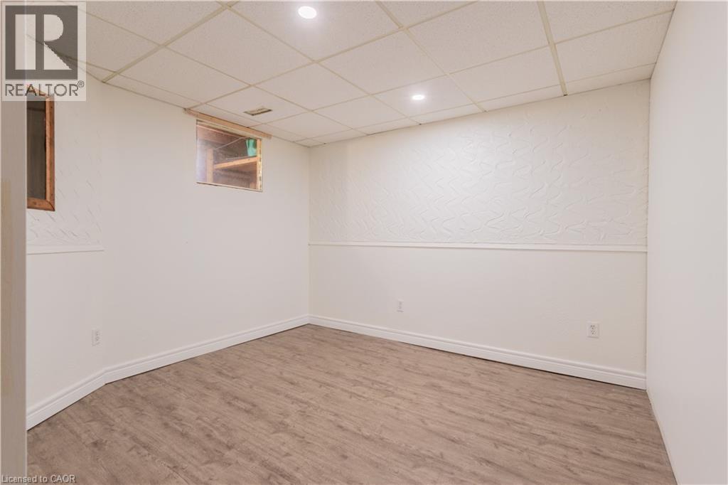 112 Shadeland Crescent, Kitchener, Ontario  N2M 2H9 - Photo 17 - 40857985