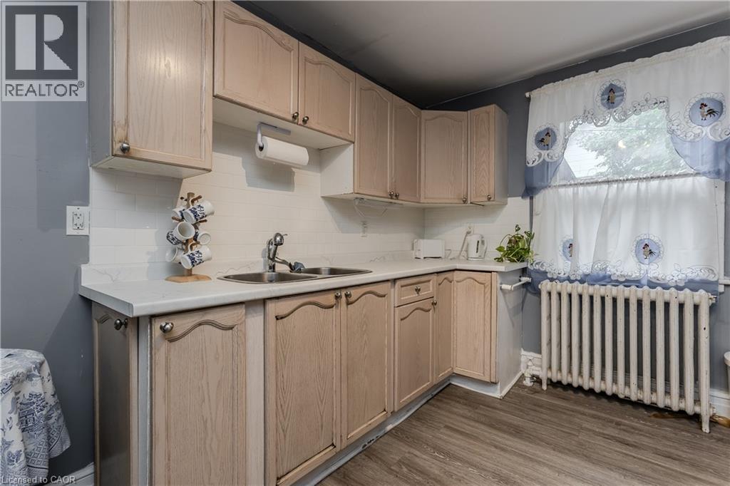 1088 King Street E, Hamilton, Ontario  L8M 1E3 - Photo 19 - 40858020