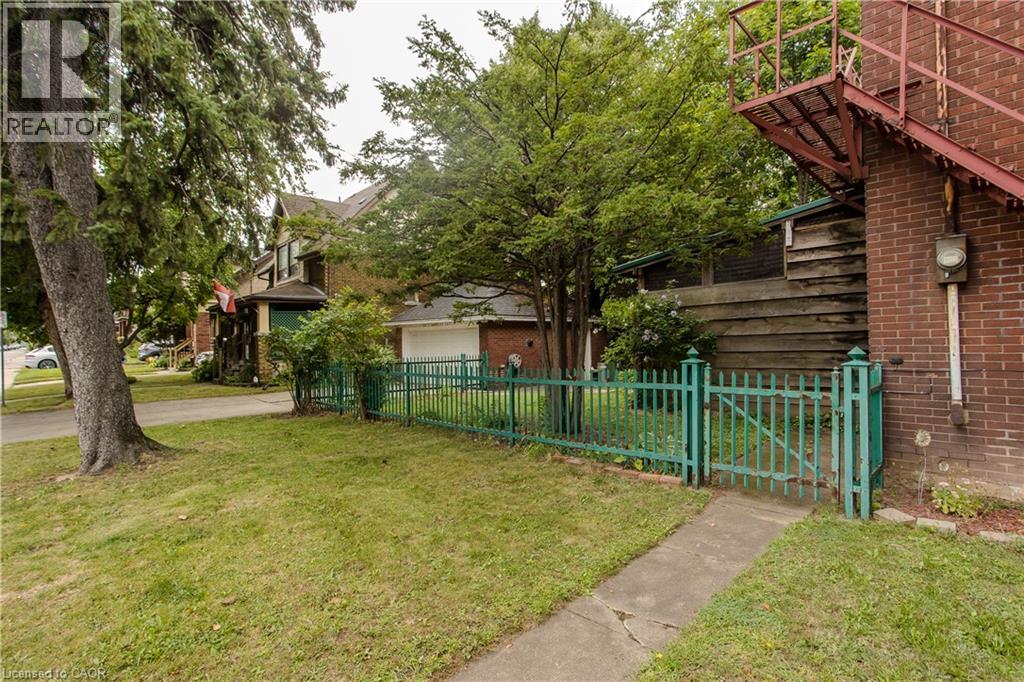 1088 King Street E, Hamilton, Ontario  L8M 1E3 - Photo 9 - 40858020