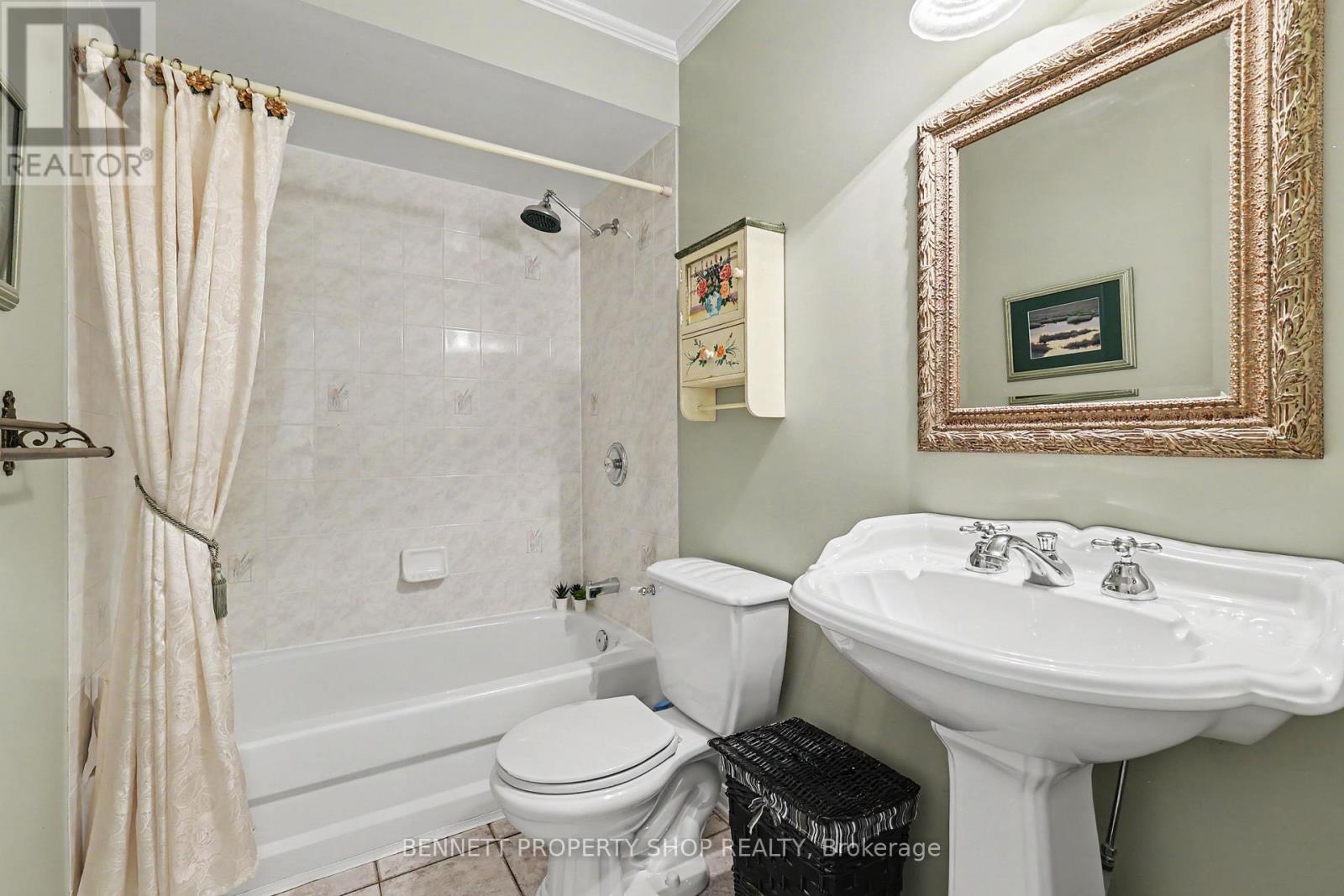 4 Burnstead Crescent, Ottawa, Ontario  K2M 2T4 - Photo 10 - X13711802