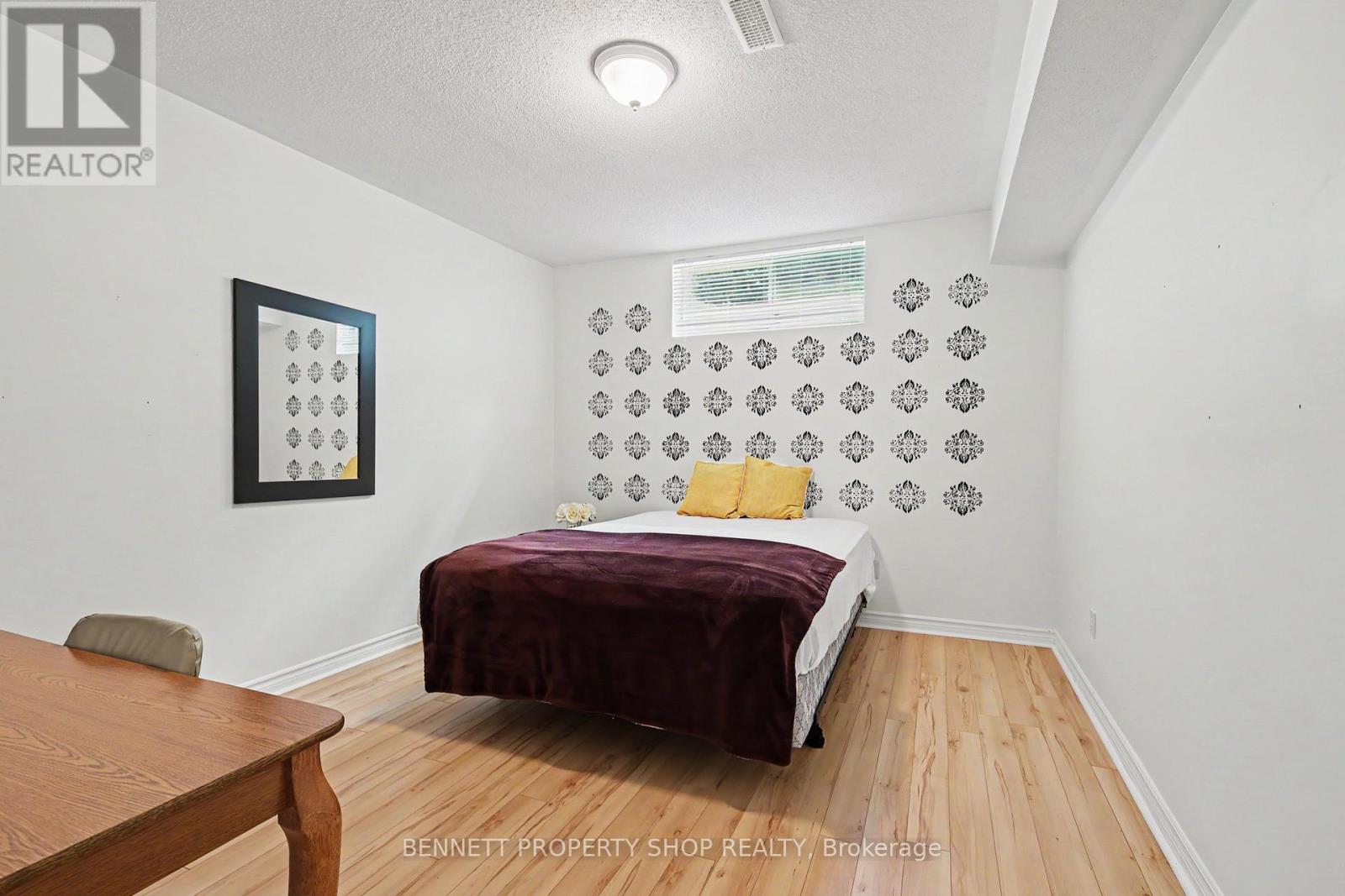 4 Burnstead Crescent, Ottawa, Ontario  K2M 2T4 - Photo 14 - X13711802