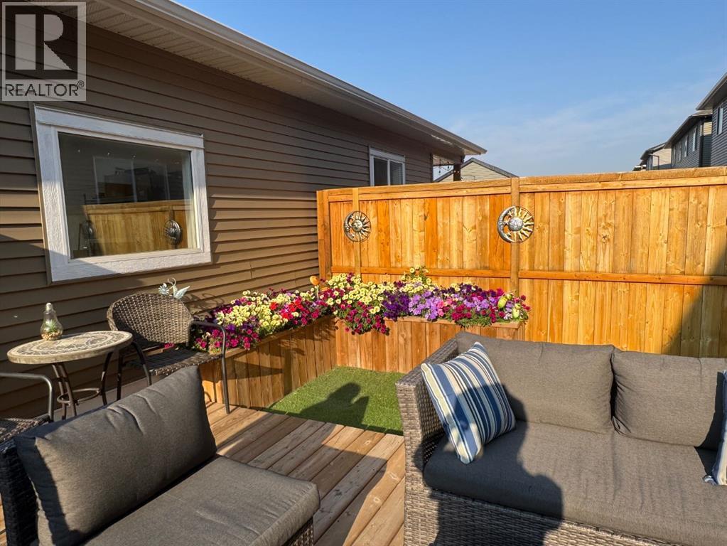32 Wolf Crescent, Okotoks, Alberta  T1S 5V2 - Photo 33 - A2339461
