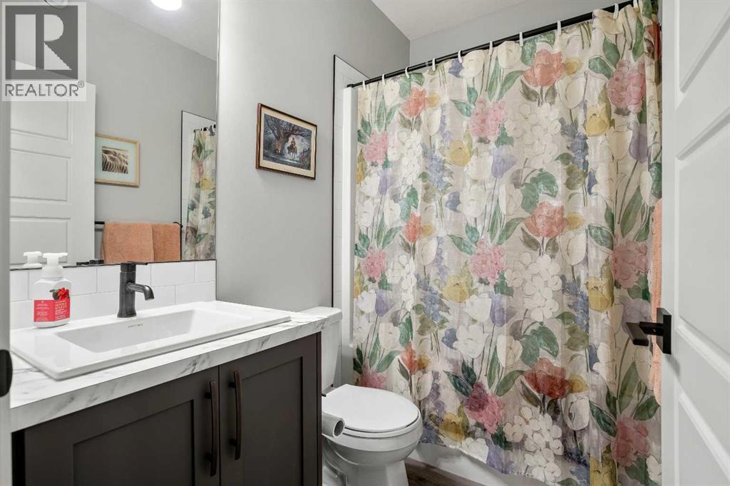 32 Wolf Crescent, Okotoks, Alberta  T1S 5V2 - Photo 32 - A2339461