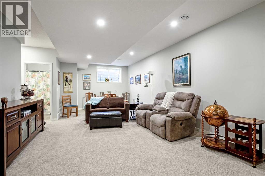 32 Wolf Crescent, Okotoks, Alberta  T1S 5V2 - Photo 28 - A2339461