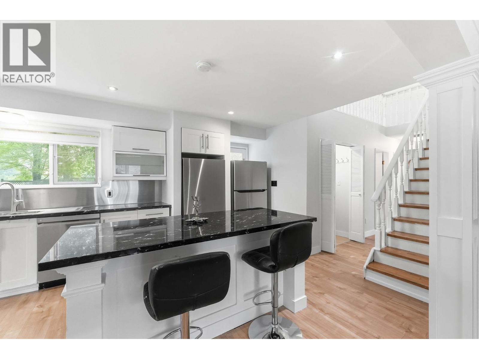 694 Mcclure Road, Kelowna, British Columbia  V1W 1M1 - Photo 13 - 10398644