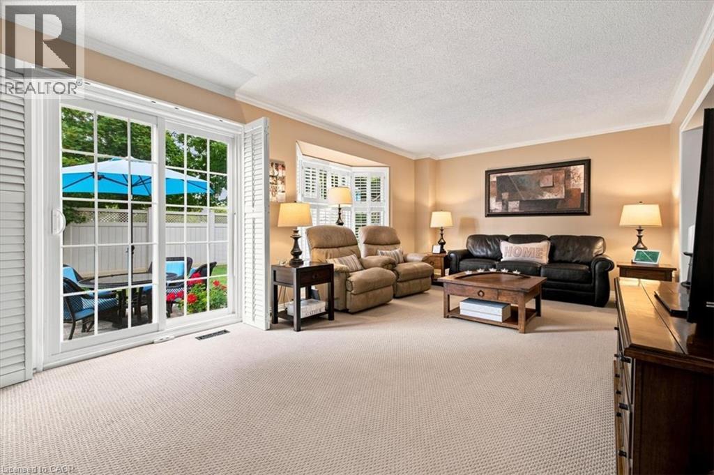2145 Country Club Drive Unit# 7, Burlington, Ontario  L7M 4E1 - Photo 8 - 40857854