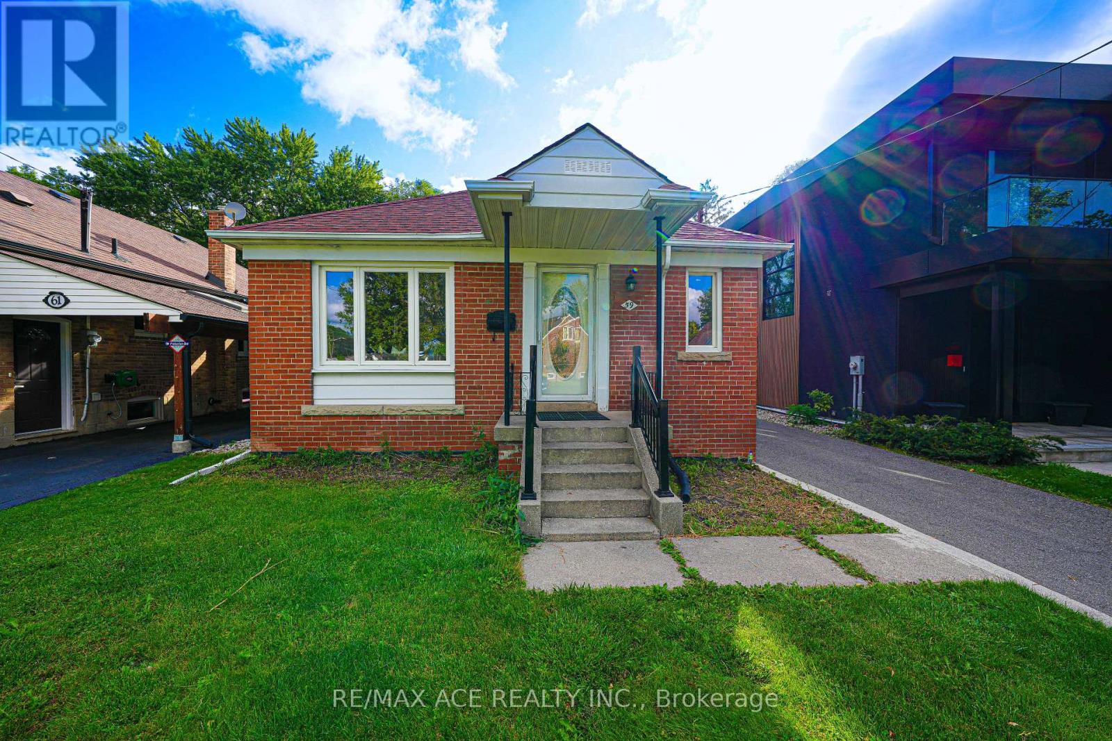 59 Lilian Drive, Toronto, Ontario  M1R 3W4 - Photo 1 - E13711756