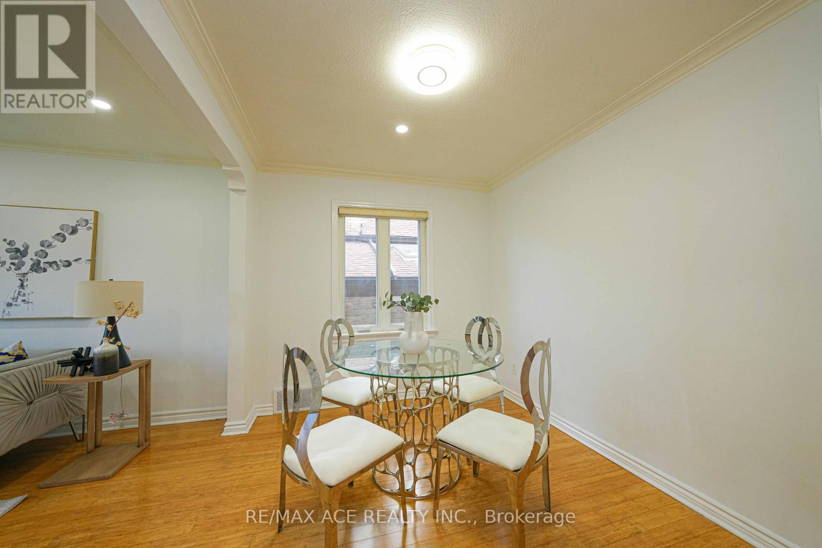 59 Lilian Drive, Toronto, Ontario  M1R 3W4 - Photo 5 - E13711756