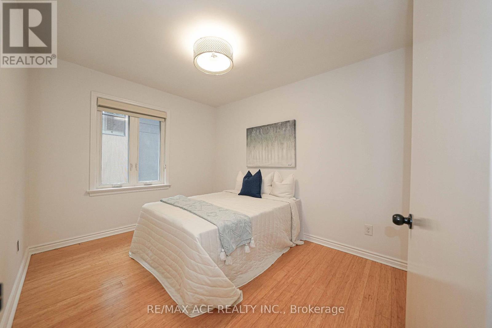 59 Lilian Drive, Toronto, Ontario  M1R 3W4 - Photo 8 - E13711756