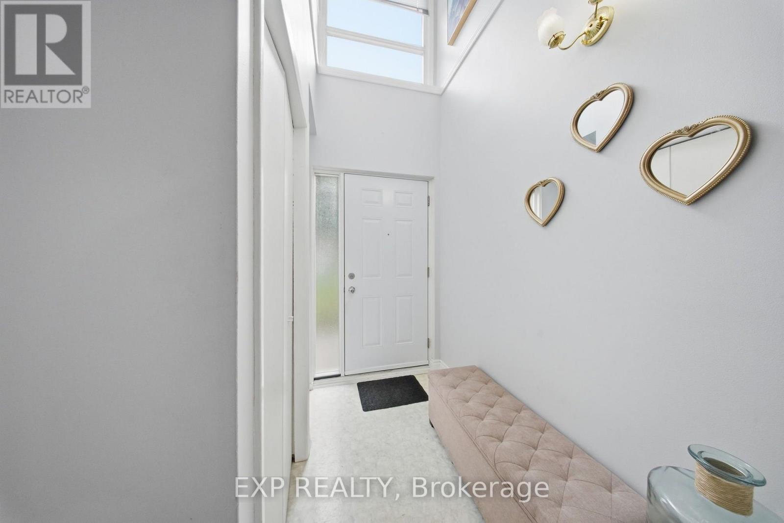 64 Parklane Circle, Clarington, Ontario  L1C 3V9 - Photo 33 - E13711780