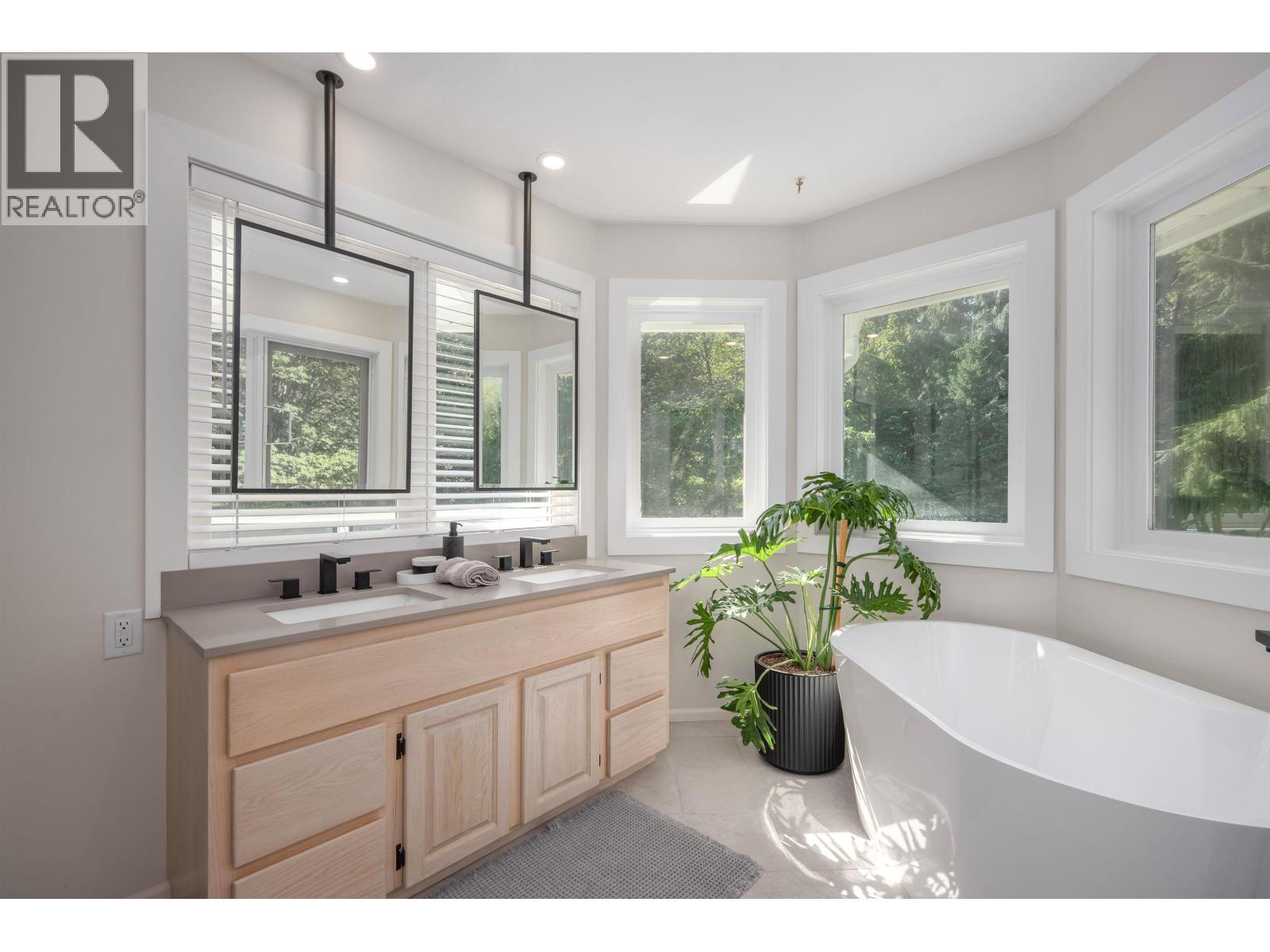 26070 116 Avenue, Maple Ridge, British Columbia  V4R 1Z6 - Photo 15 - R3158711