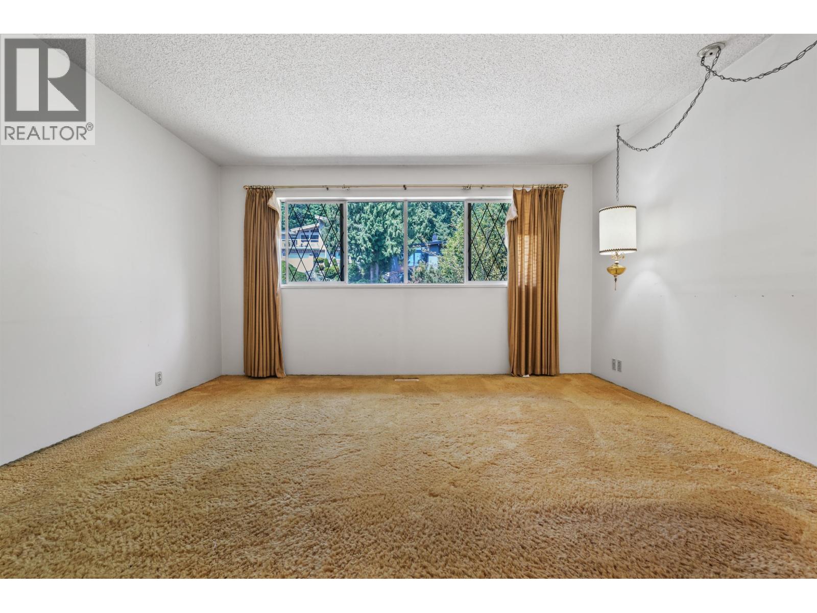 525 E Braemar Road, North Vancouver, British Columbia  V7N 4C4 - Photo 14 - R3158712