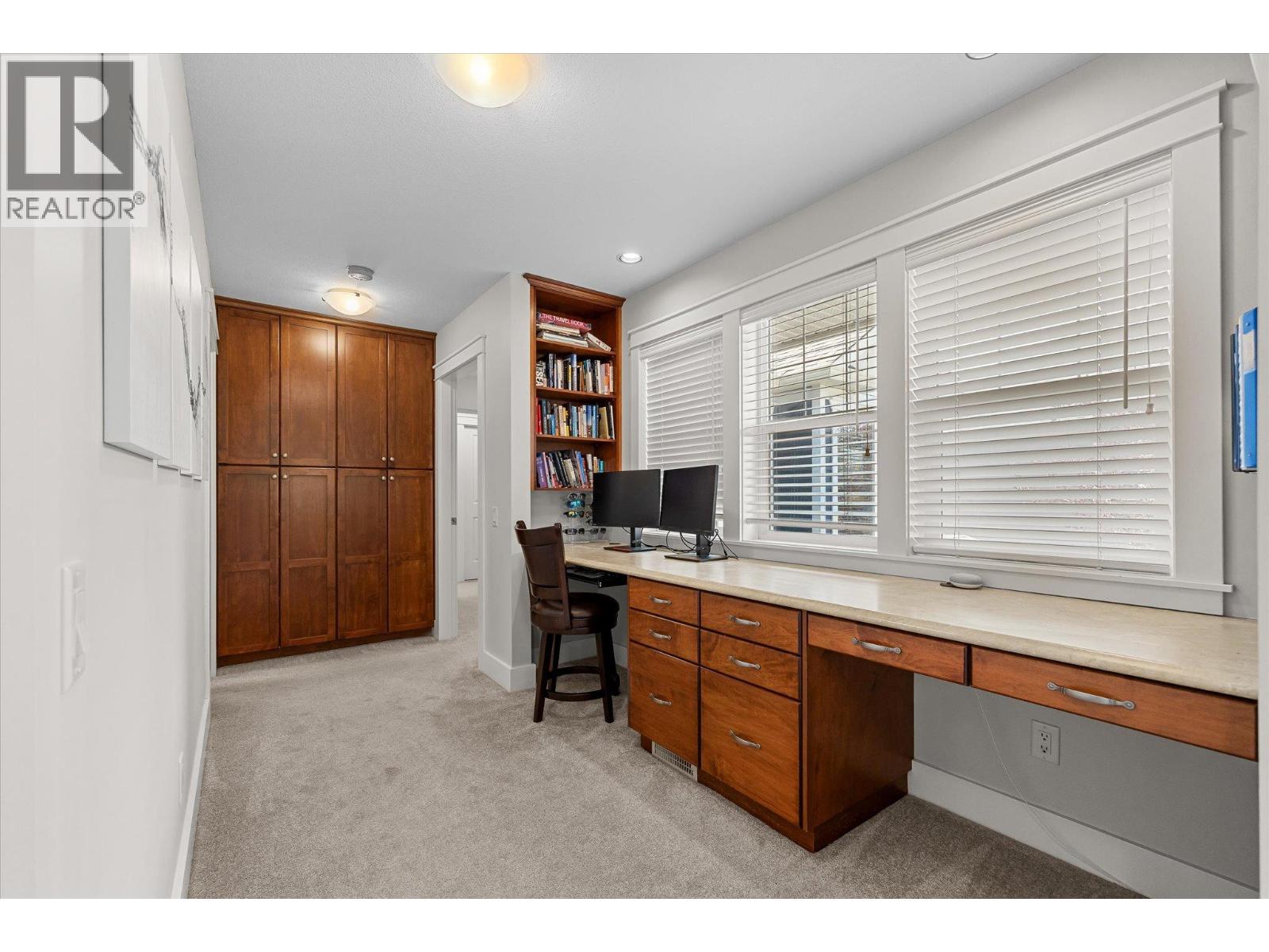 361 Quilchena Drive, Kelowna, British Columbia  V1W 4W4 - Photo 39 - 10398347
