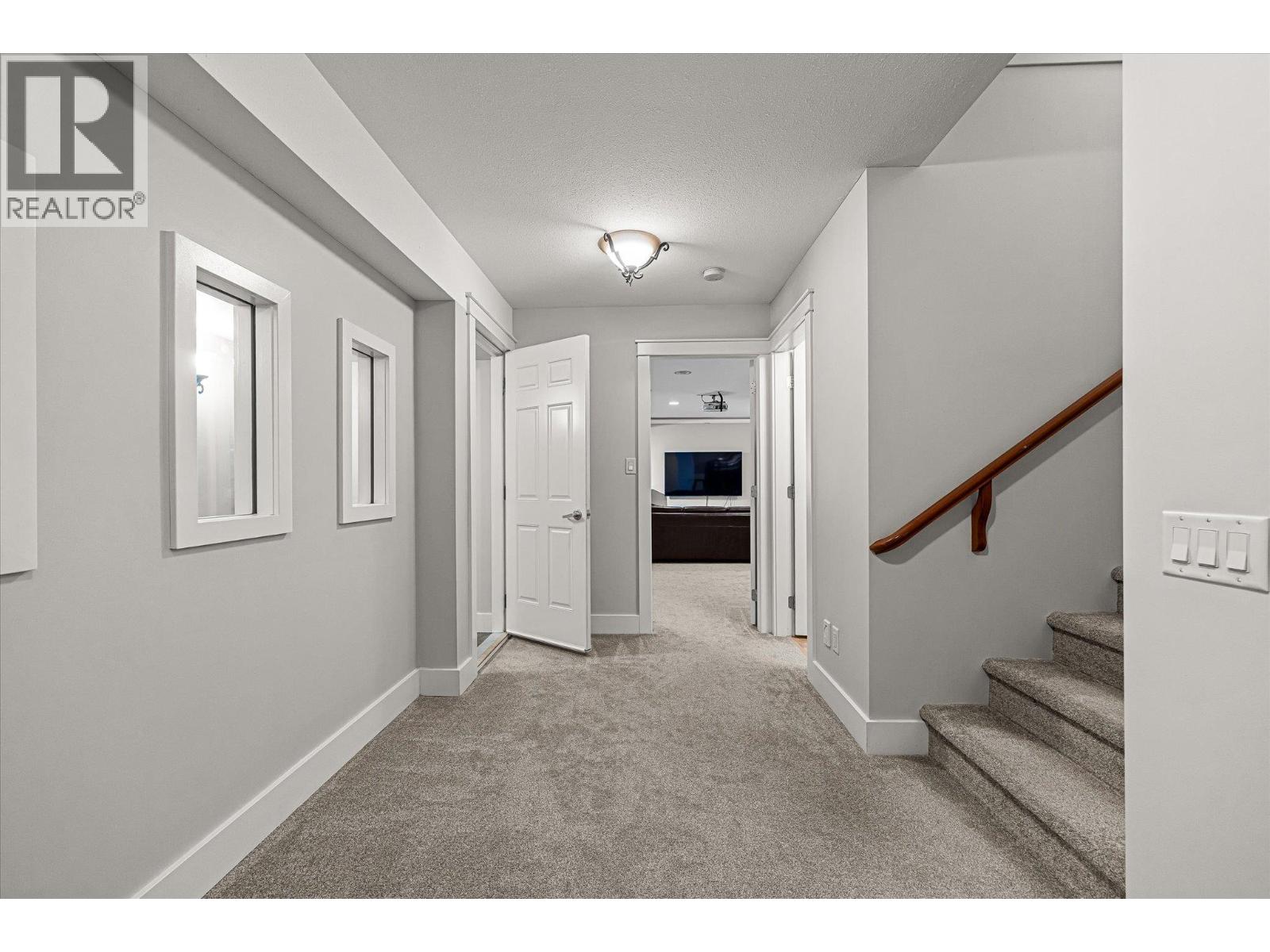361 Quilchena Drive, Kelowna, British Columbia  V1W 4W4 - Photo 41 - 10398347