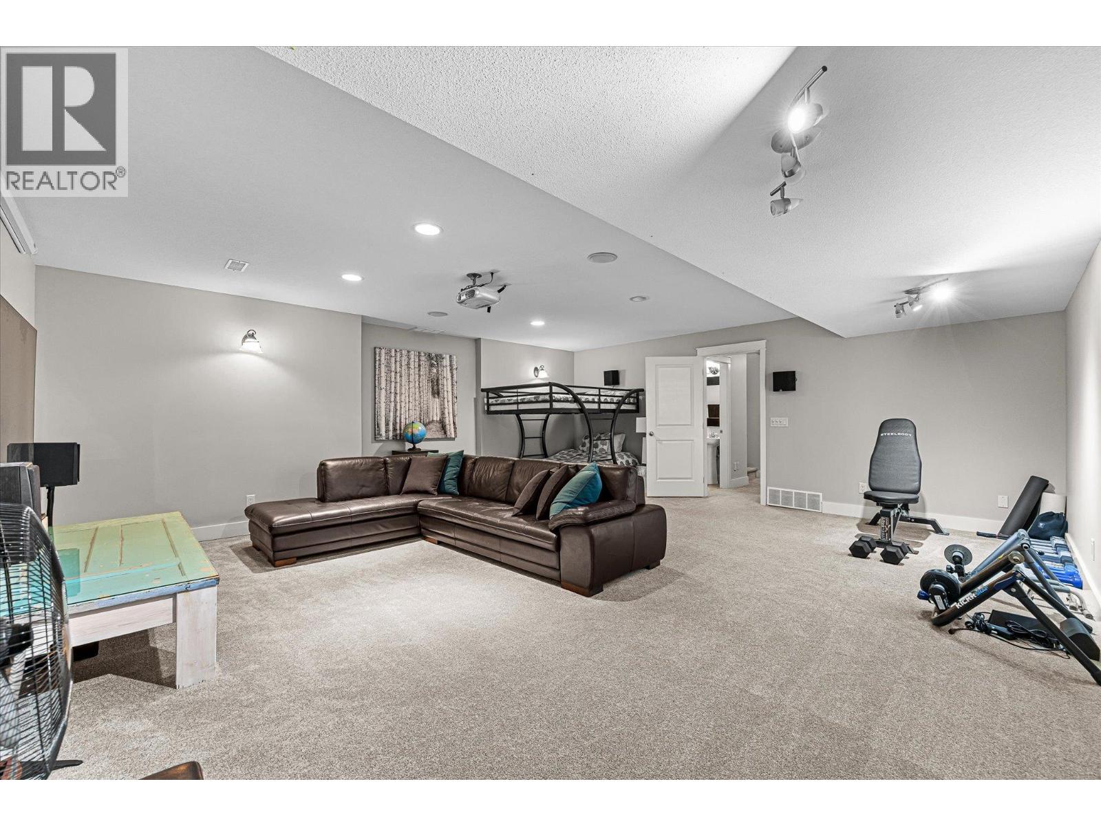 361 Quilchena Drive, Kelowna, British Columbia  V1W 4W4 - Photo 44 - 10398347