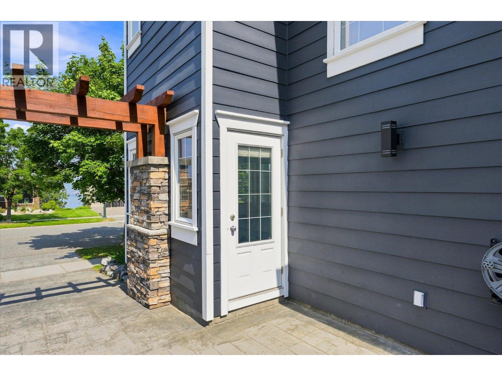 361 Quilchena Drive, Kelowna, British Columbia  V1W 4W4 - Photo 58 - 10398347