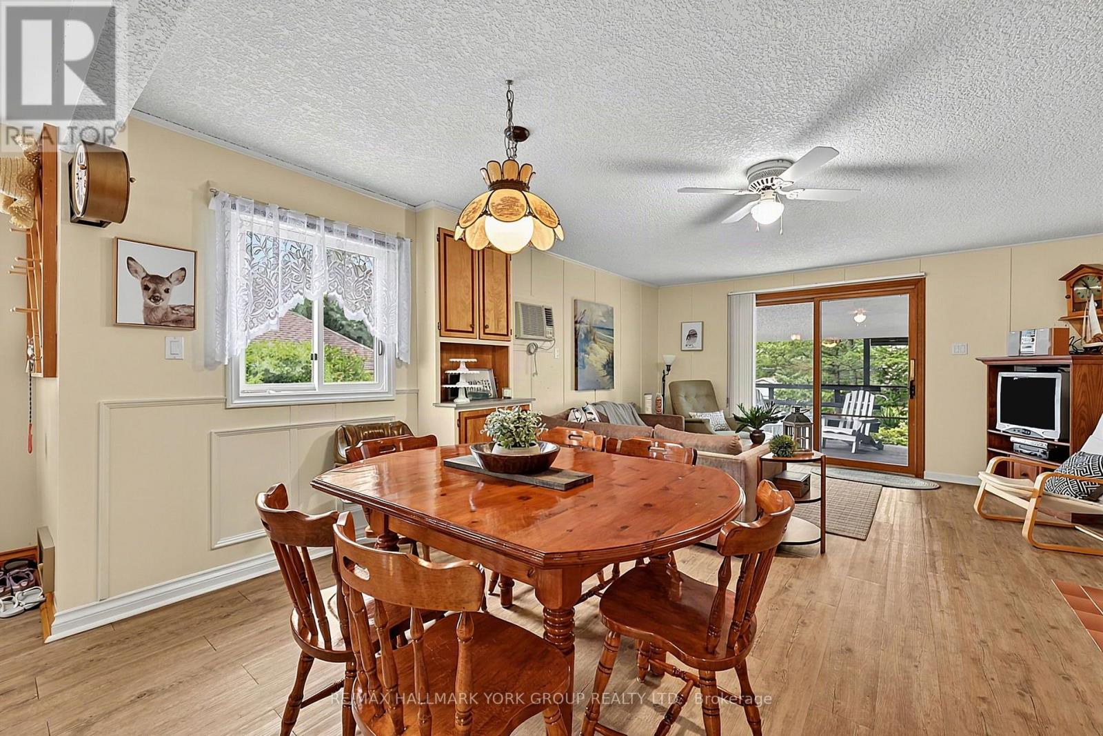 1085 River Road E, Wasaga Beach, Ontario  L9Z 2P7 - Photo 15 - S13711820