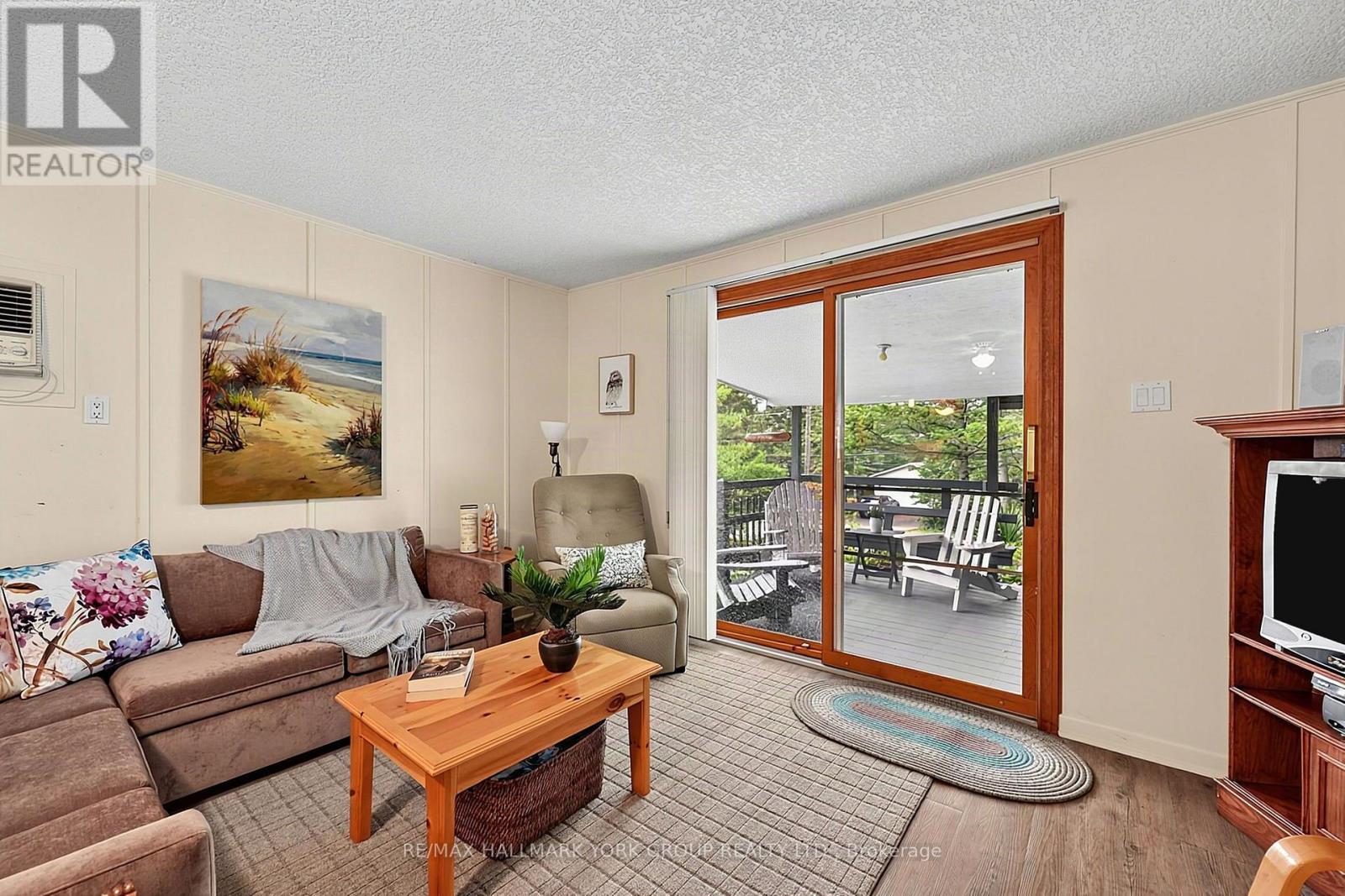1085 River Road E, Wasaga Beach, Ontario  L9Z 2P7 - Photo 16 - S13711820