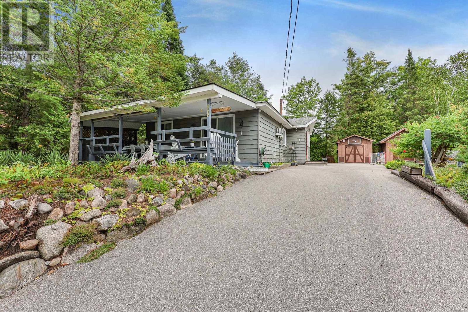 1085 River Road E, Wasaga Beach, Ontario  L9Z 2P7 - Photo 2 - S13711820