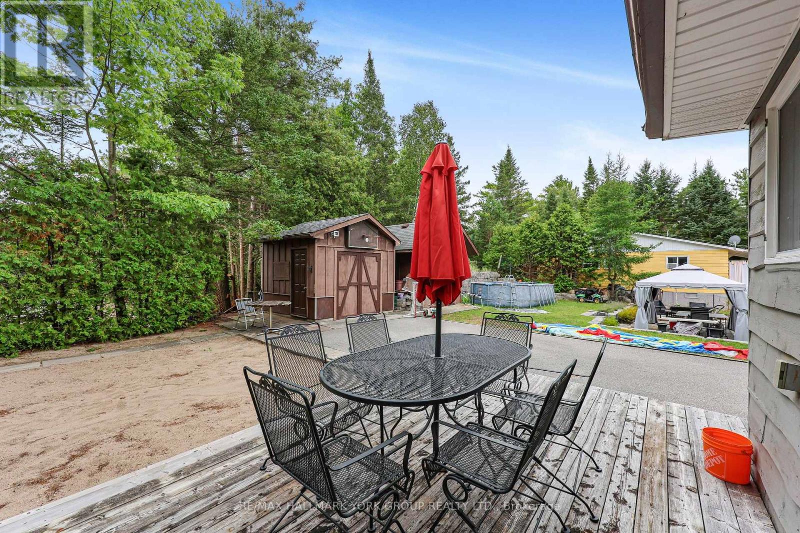 1085 River Road E, Wasaga Beach, Ontario  L9Z 2P7 - Photo 37 - S13711820