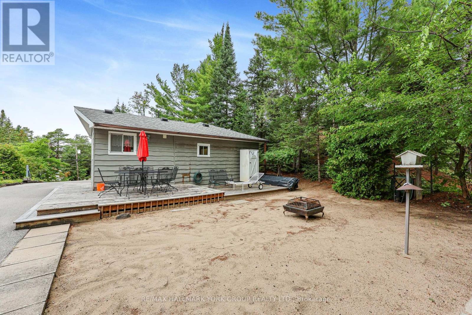 1085 River Road E, Wasaga Beach, Ontario  L9Z 2P7 - Photo 42 - S13711820