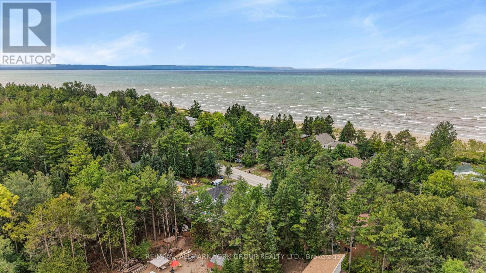 1085 River Road E, Wasaga Beach, Ontario  L9Z 2P7 - Photo 49 - S13711820