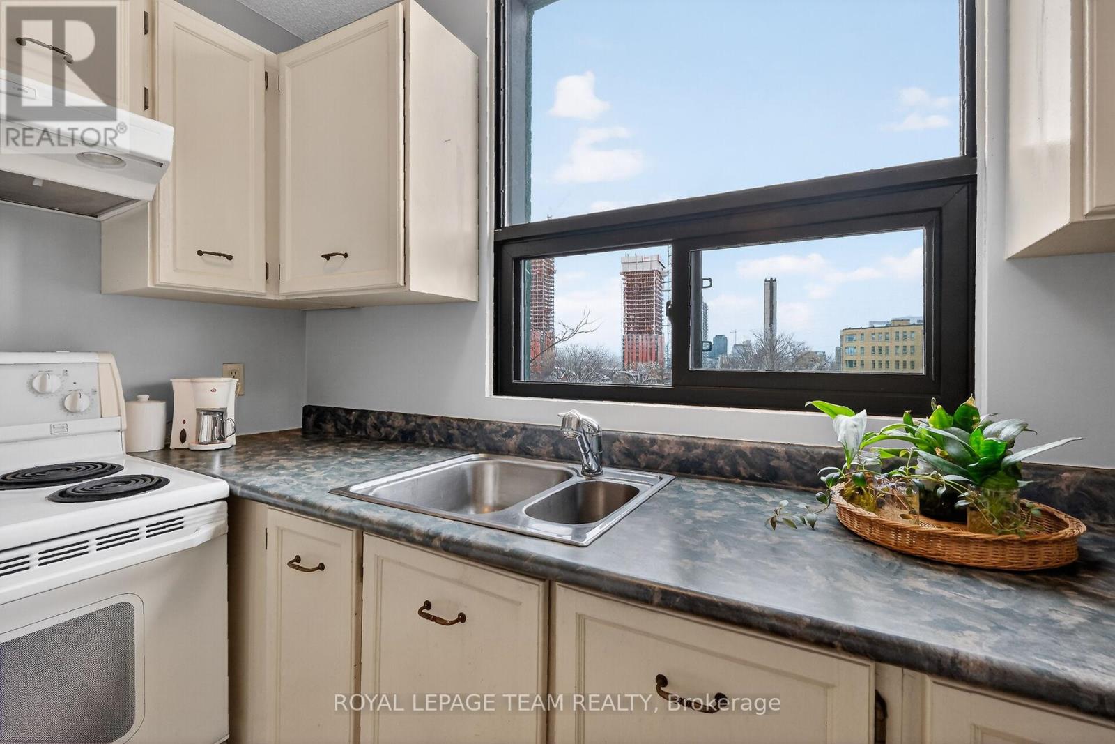 601 - 40 Arthur Street, Ottawa, Ontario  K1R 7T5 - Photo 21 - X12880378