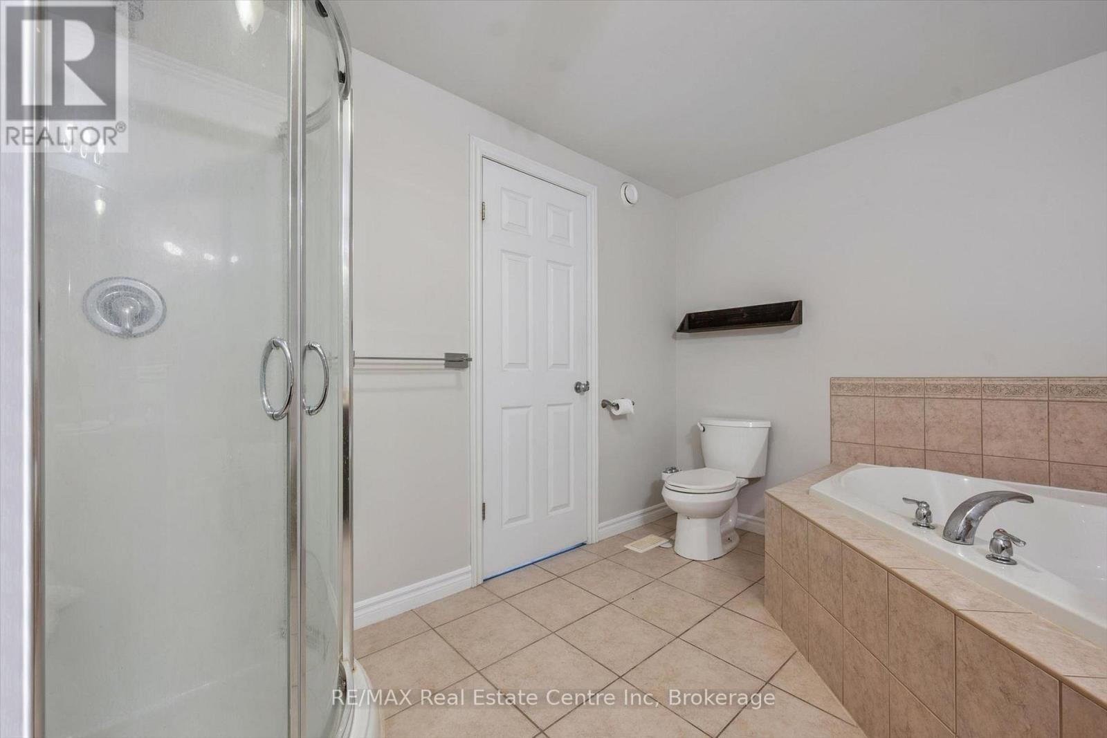 53 Washburn Drive, Guelph (Grange Road), Ontario  N1E 0B2 - Photo 10 - X13711748