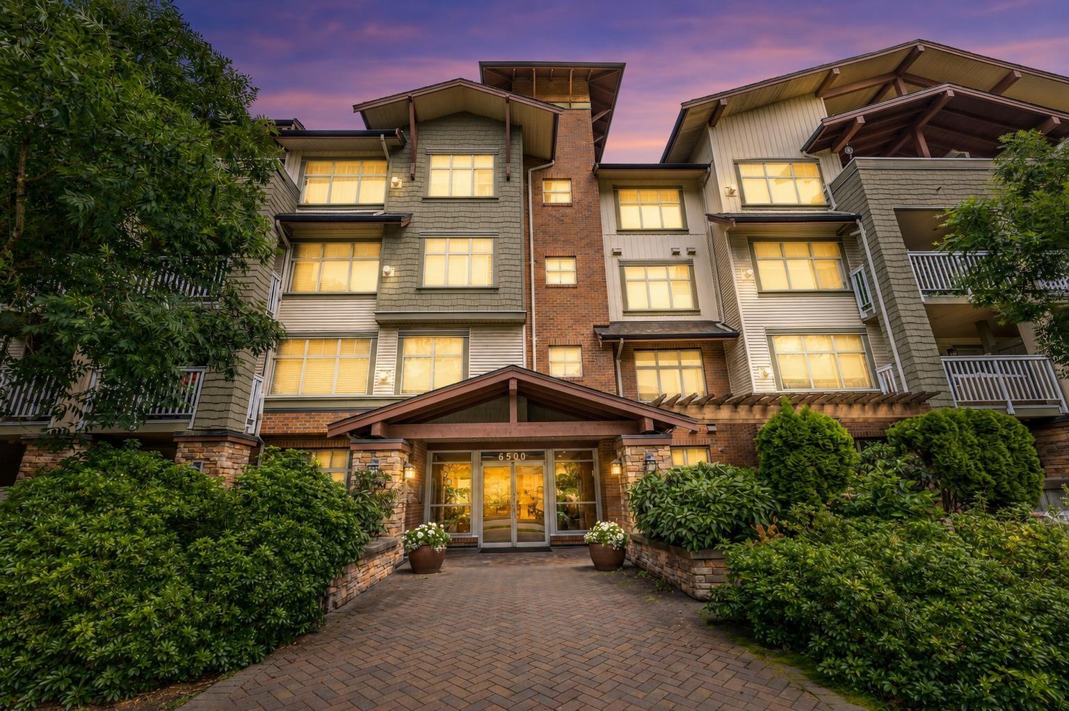 214 6500 194 STREET, Surrey, British Columbia