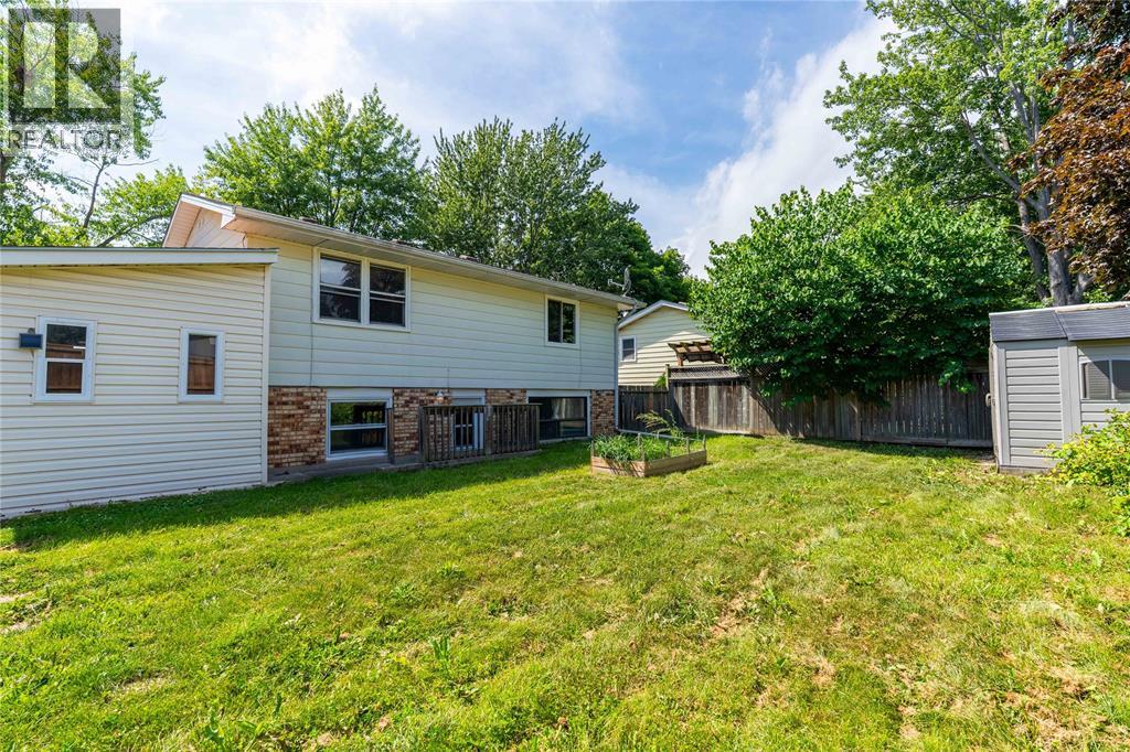 103 Hanna Crescent, Sarnia, Ontario  N7S 4H4 - Photo 24 - 26020732