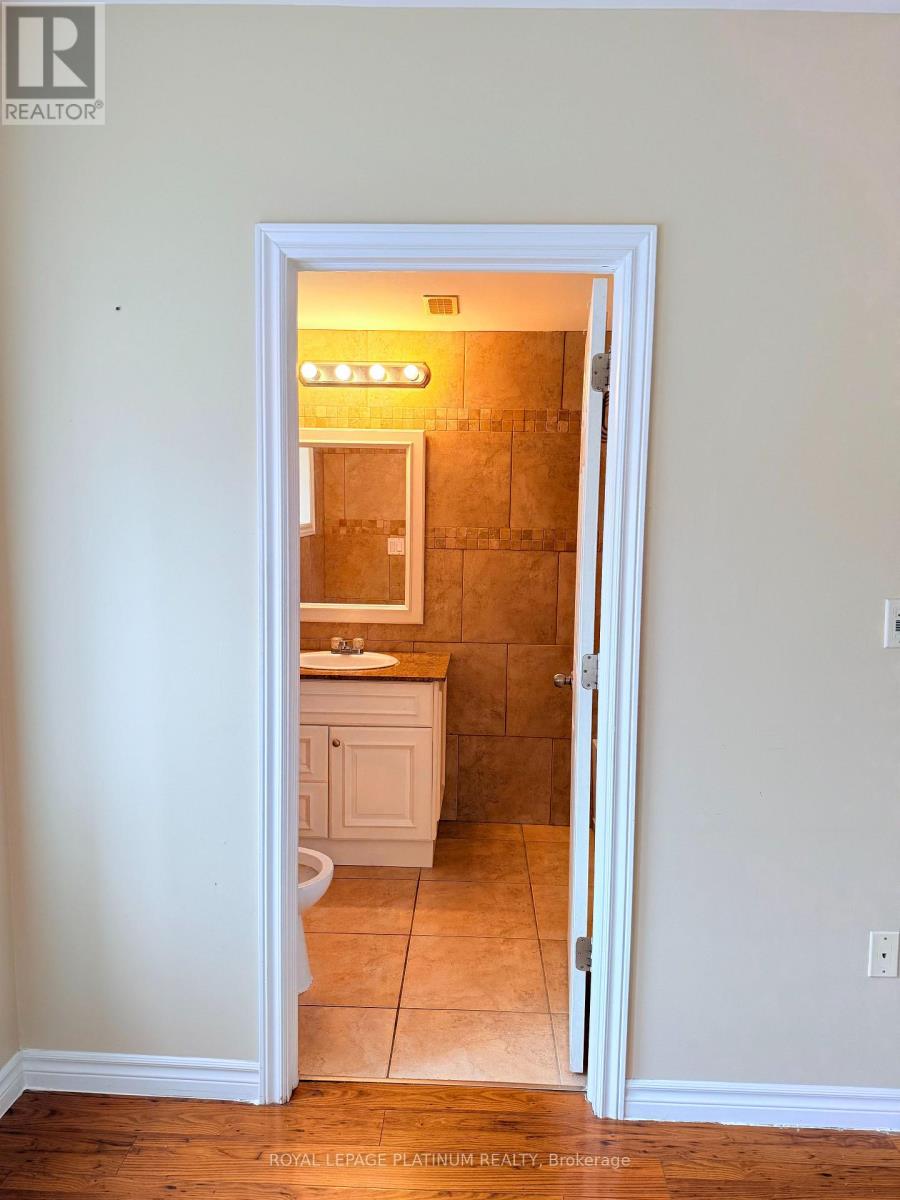 6 - 120 Sherman Avenue S, Hamilton, Ontario  L8M 2P9 - Photo 10 - X13711768