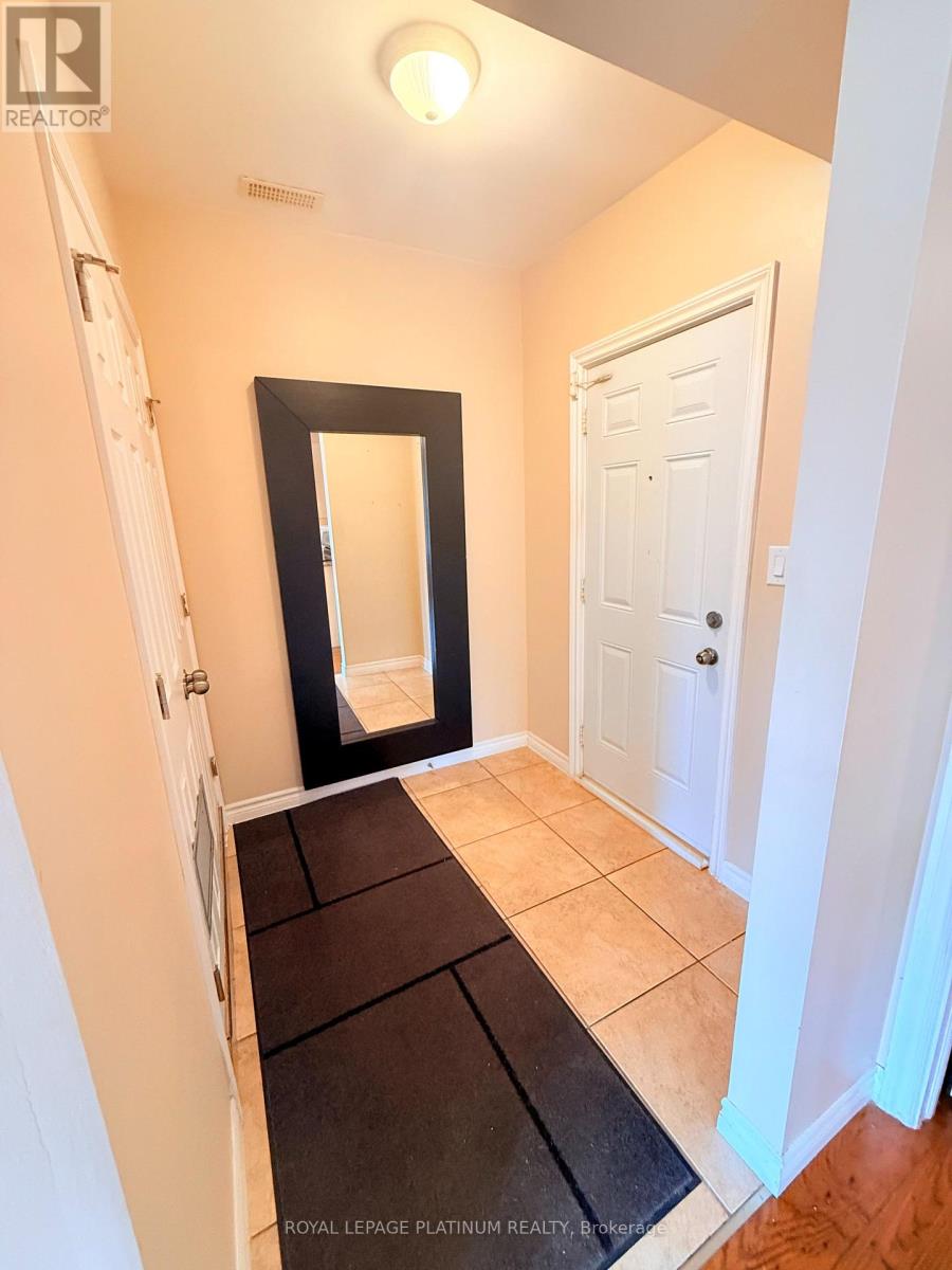 6 - 120 Sherman Avenue S, Hamilton, Ontario  L8M 2P9 - Photo 6 - X13711768