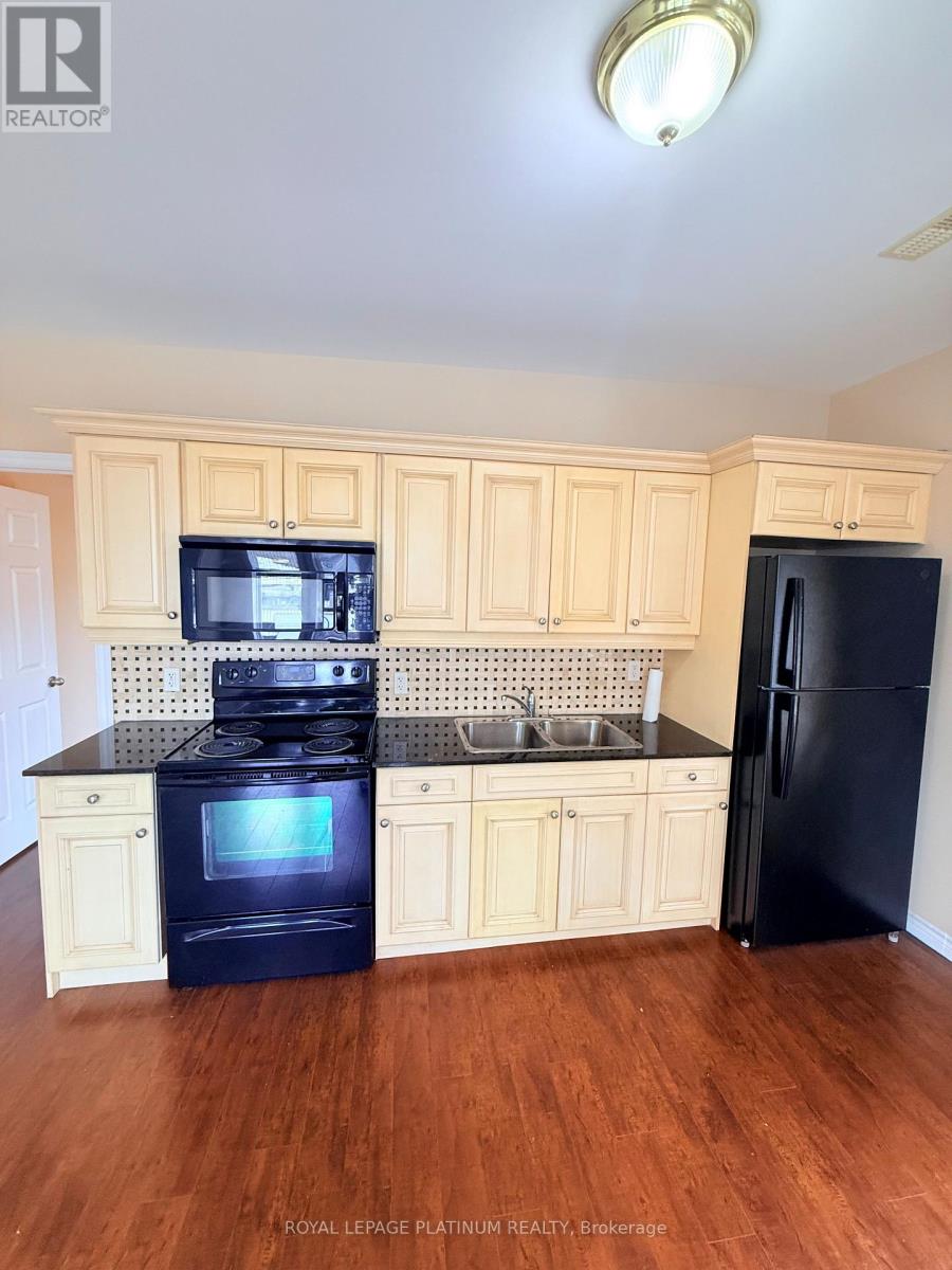10 - 120 Sherman Avenue S, Hamilton, Ontario  L8M 2P9 - Photo 11 - X13711786