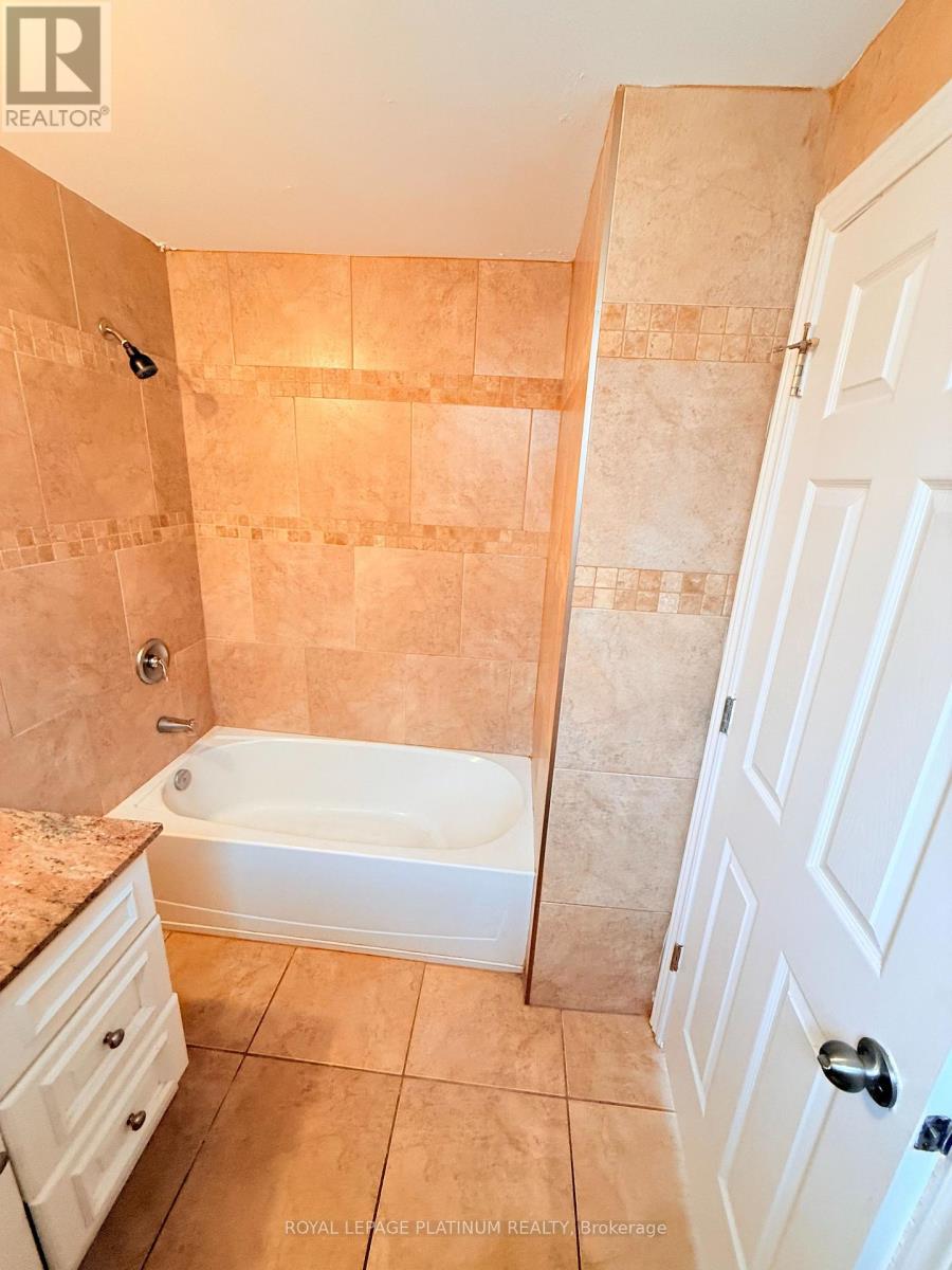 10 - 120 Sherman Avenue S, Hamilton, Ontario  L8M 2P9 - Photo 7 - X13711786